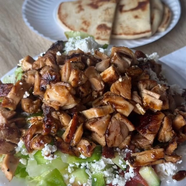 Large Grilled Chicken Salad.
